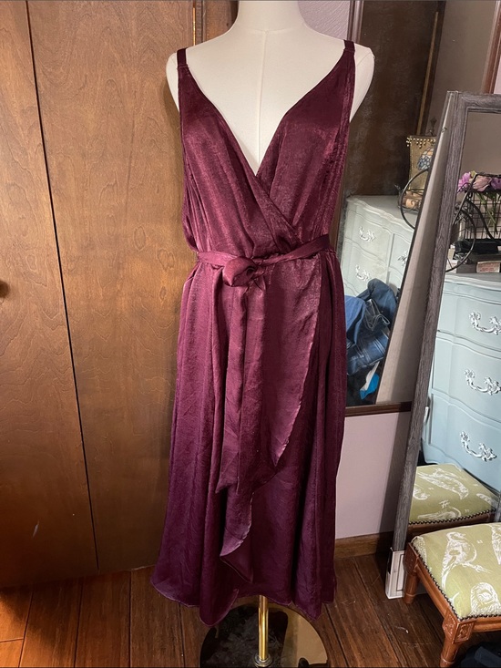 torrid Dresses & Skirts - Torrid Sleeveless Wrap Midi Dress in Deep Wine